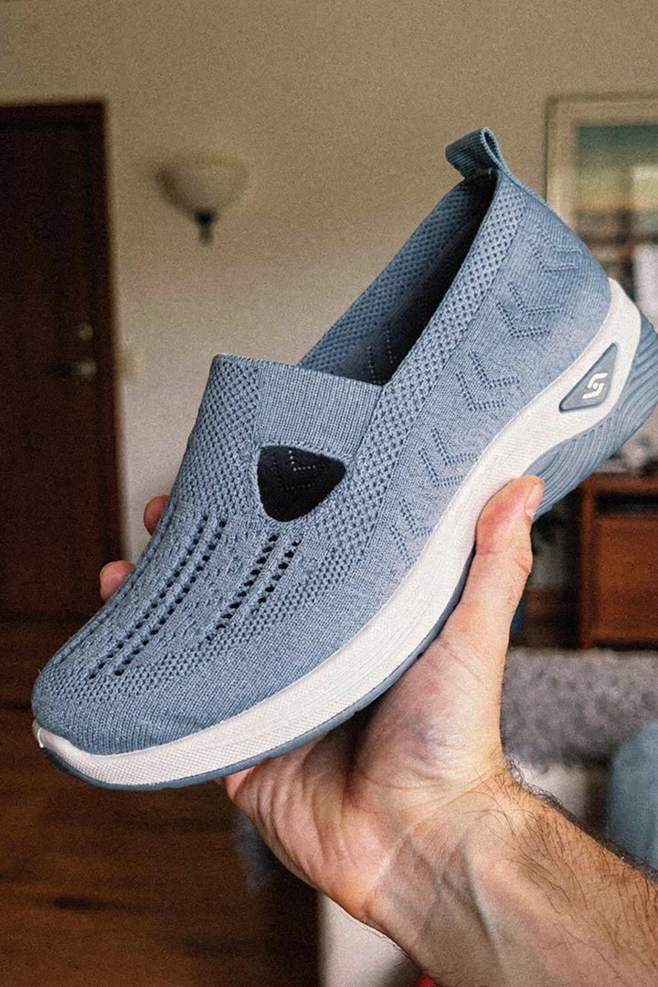 <h2><strong>Customers love our shoes!</strong></h2>