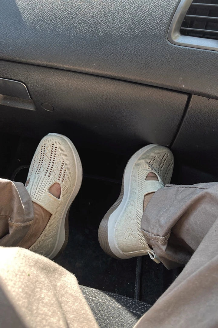 <h2><strong>Customers love our shoes!</strong></h2>