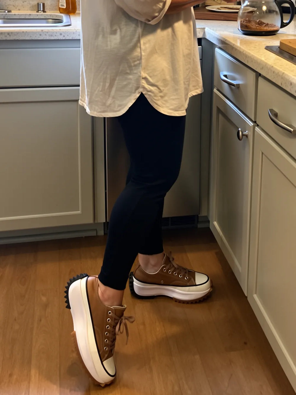 <h2><strong>Customers love our shoes!</strong></h2>