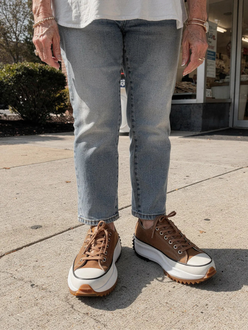 <h2><strong>Customers love our shoes!</strong></h2>